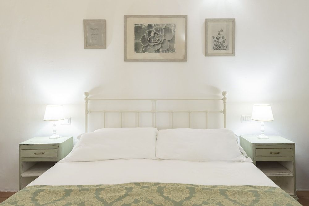 Fattoria Pian di Rocca Deluxe Triple Room 3