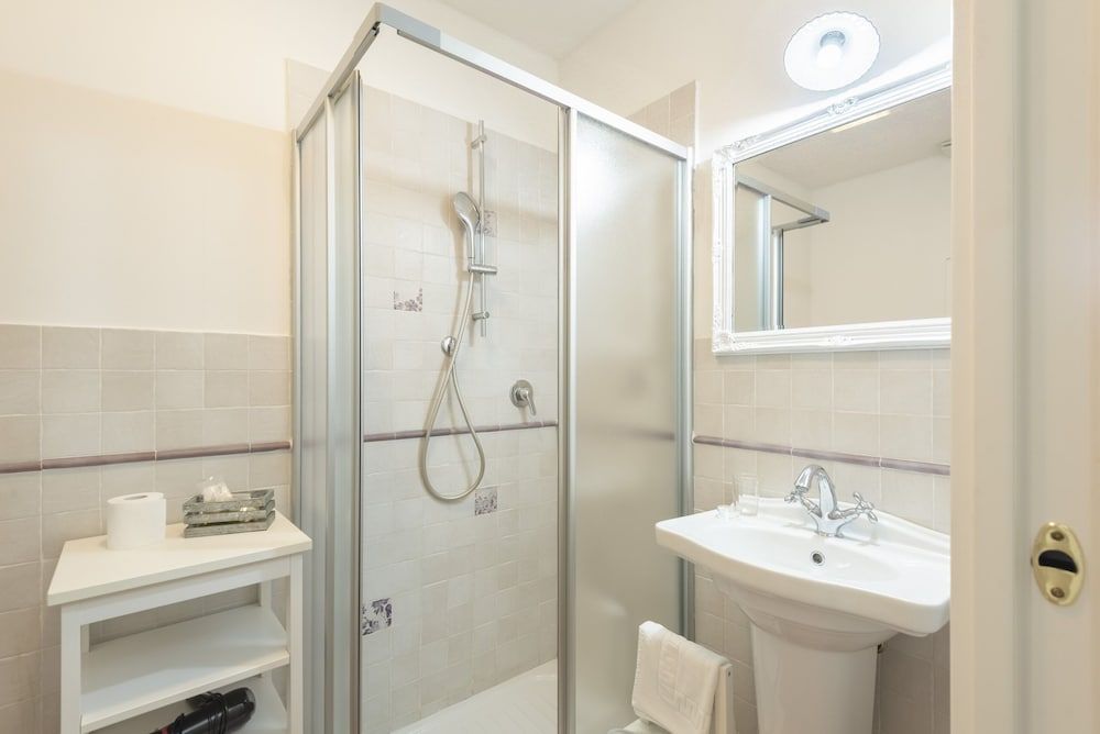 Fattoria Pian di Rocca Deluxe Triple Room 6