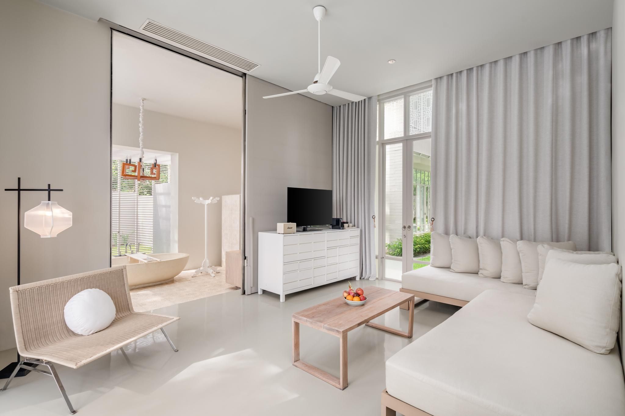 One-Bedroom Duplex Pool Villa Suite