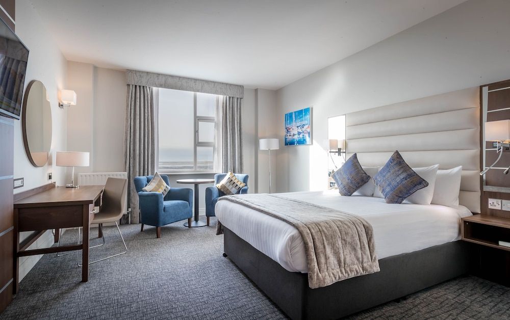 Marine Hotel Superior Double Room 2