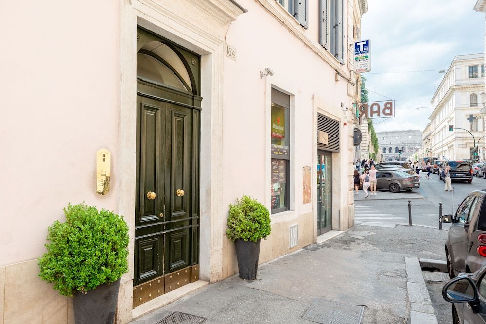 undefined Buonanotte Colosseo 7