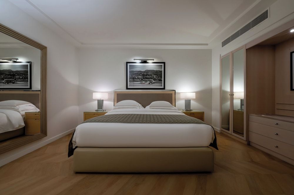 Junior Suite, 1 King Bed