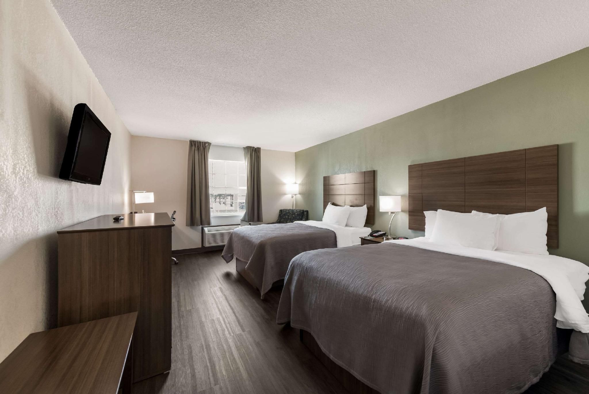2 Double Beds, Nonsmoking, Accessible