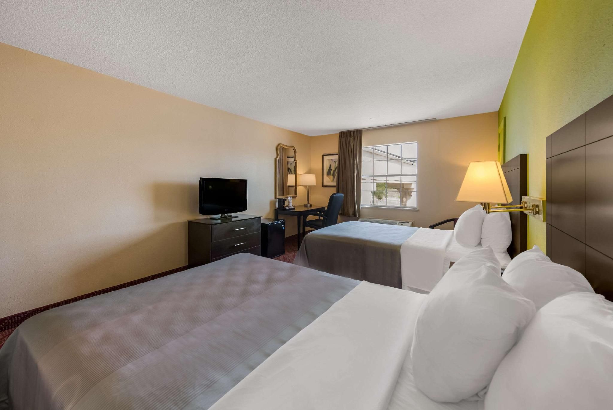 2 Double Beds, Nonsmoking