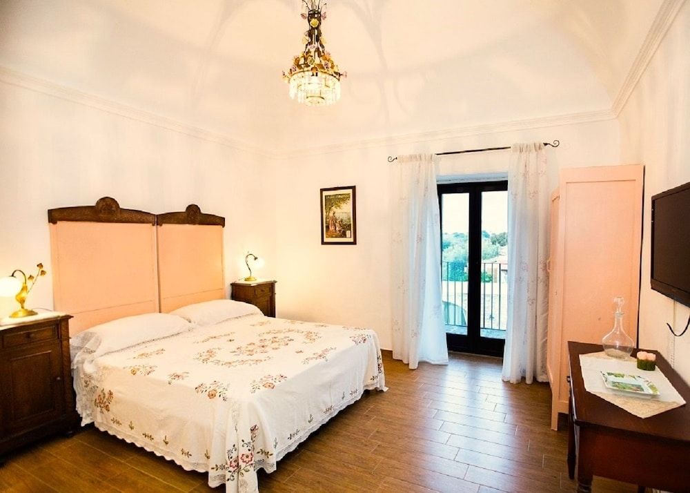 Family Room, Shared Bathroom, Garden View