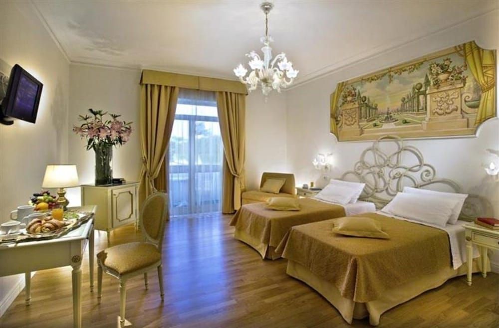 Hotel Quisisana Superior Double or Twin Room 4