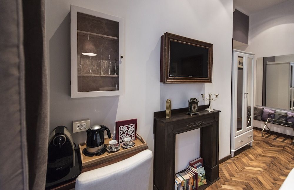 Vite Suites Superior Double Room (Piazza di Spagna) 12