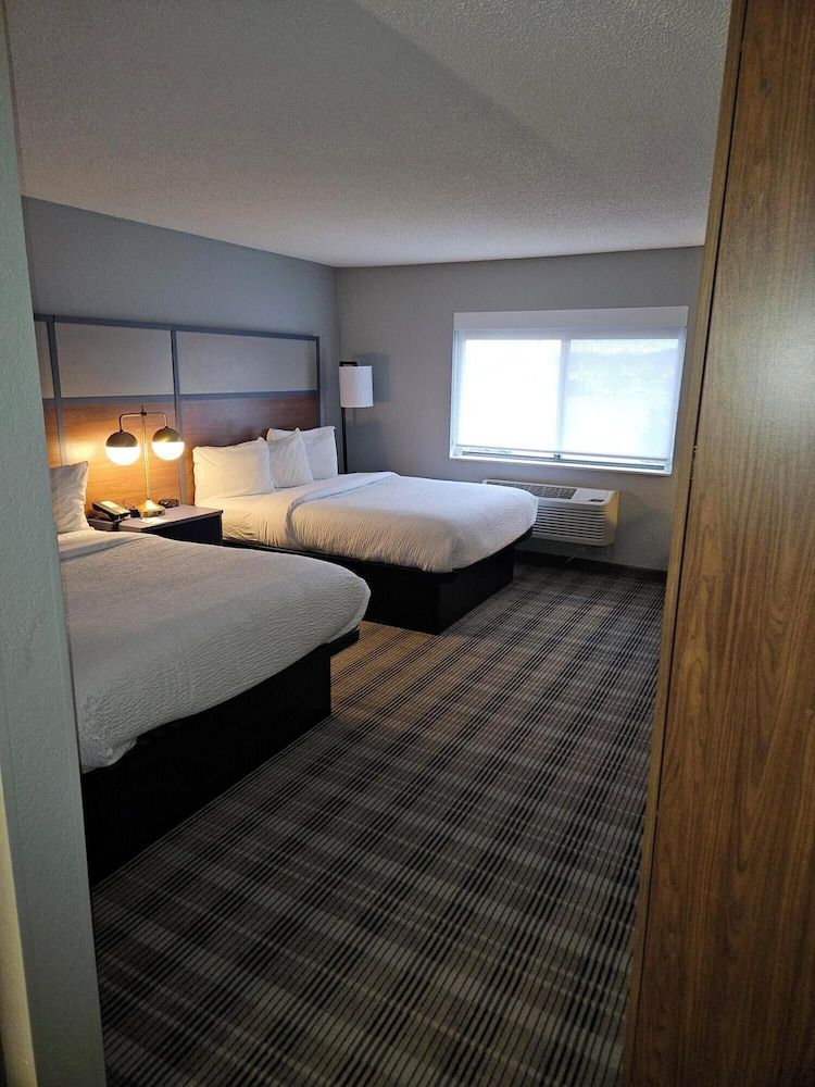 Room, 2 Queen Beds, Non Smoking