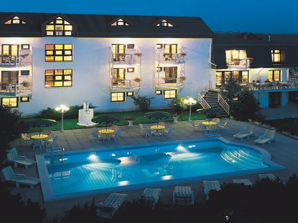 undefined Hotel Monica 9