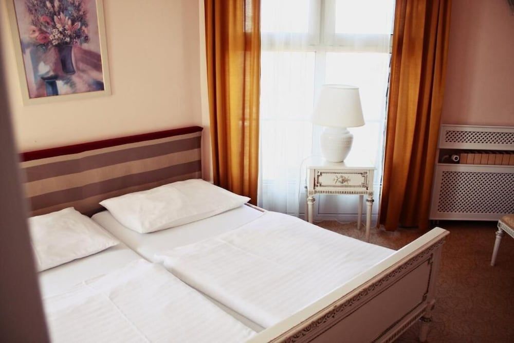 Hotel Monica Deluxe Double Room, Terrace 2