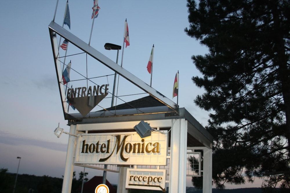 undefined Hotel Monica 2