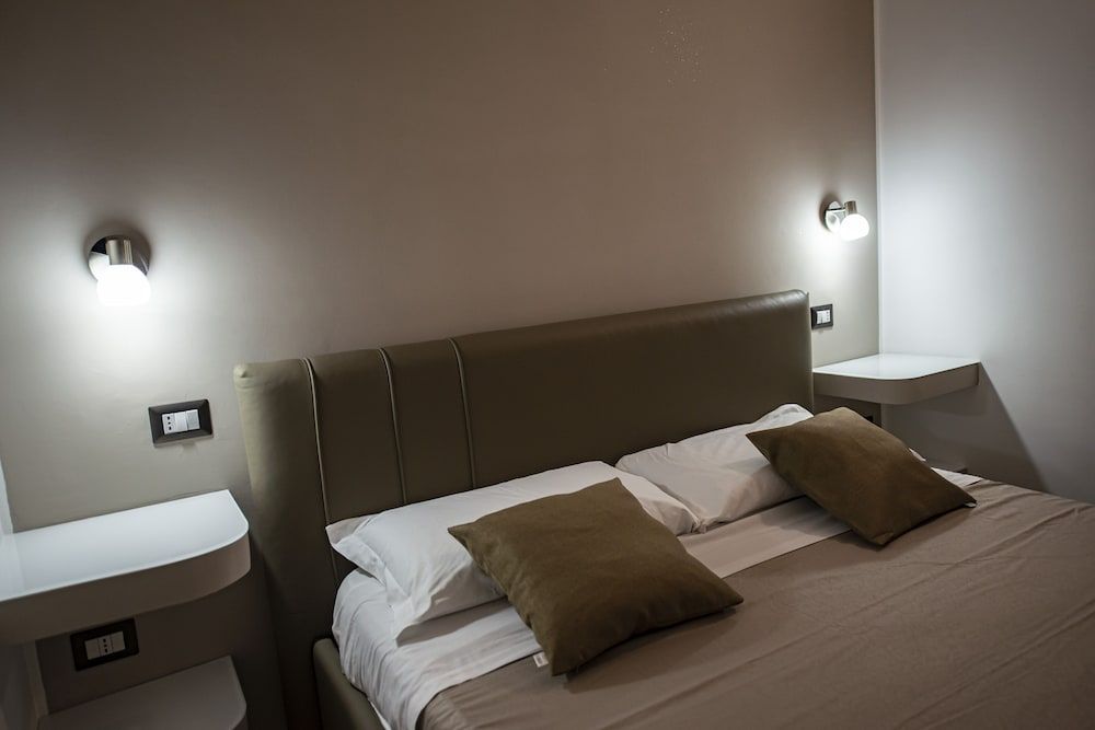 Double Room, Garden View (2)