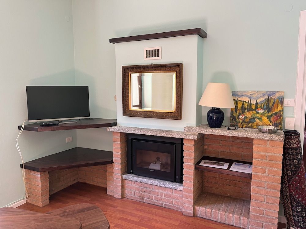 Miralago B&B and Apartments Traditional House 8