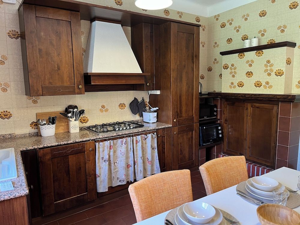 Miralago B&B and Apartments Traditional House 12