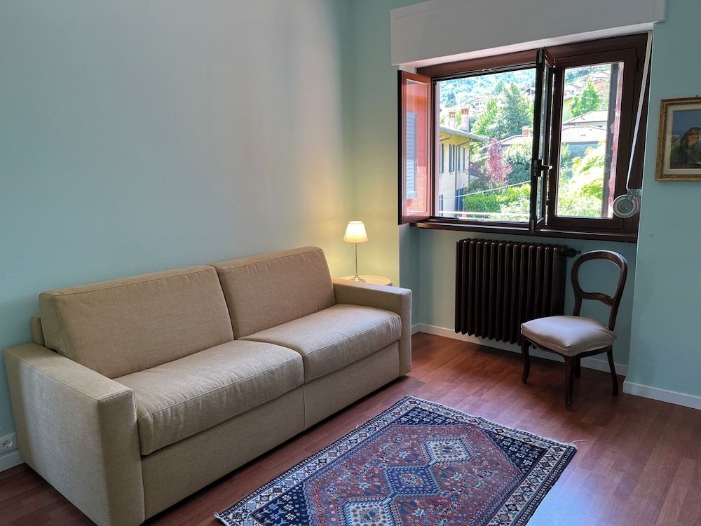 Miralago B&B and Apartments Traditional House 9