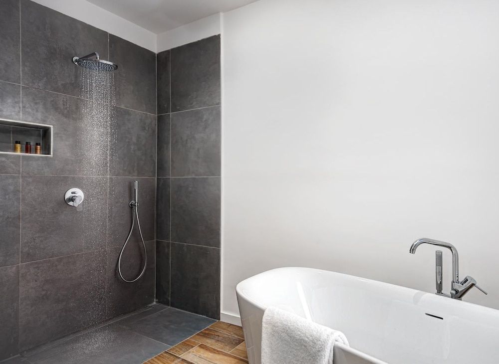 undefined Sorrento Lux Suites - Blue 7