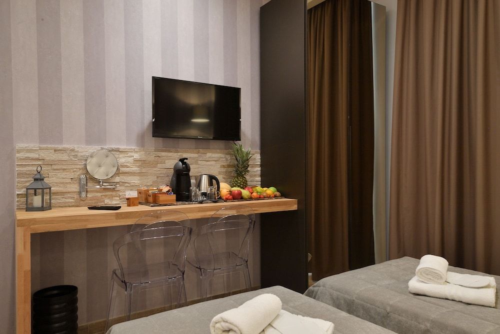 Relais Barberini Superior Double Room 25