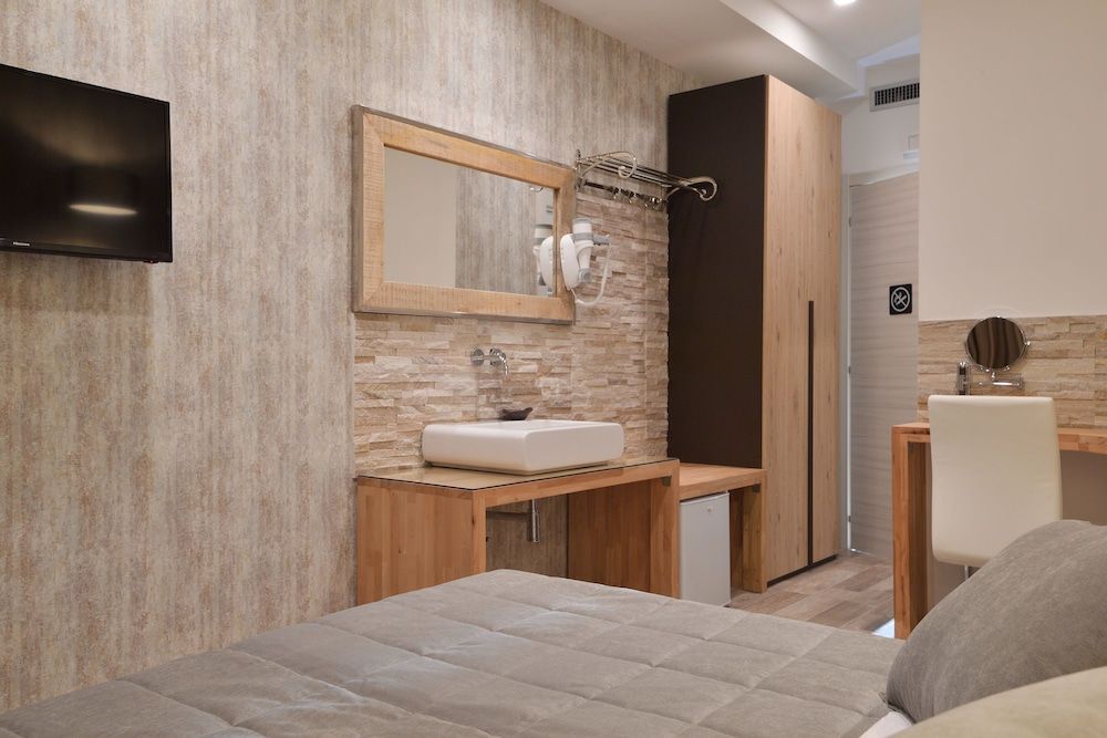 Relais Barberini Superior Double Room 12