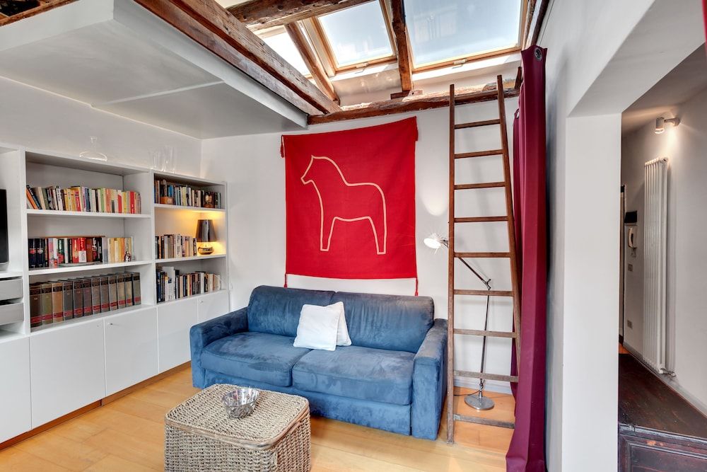 Bragora Smoochy Attic Venice Apartment 2