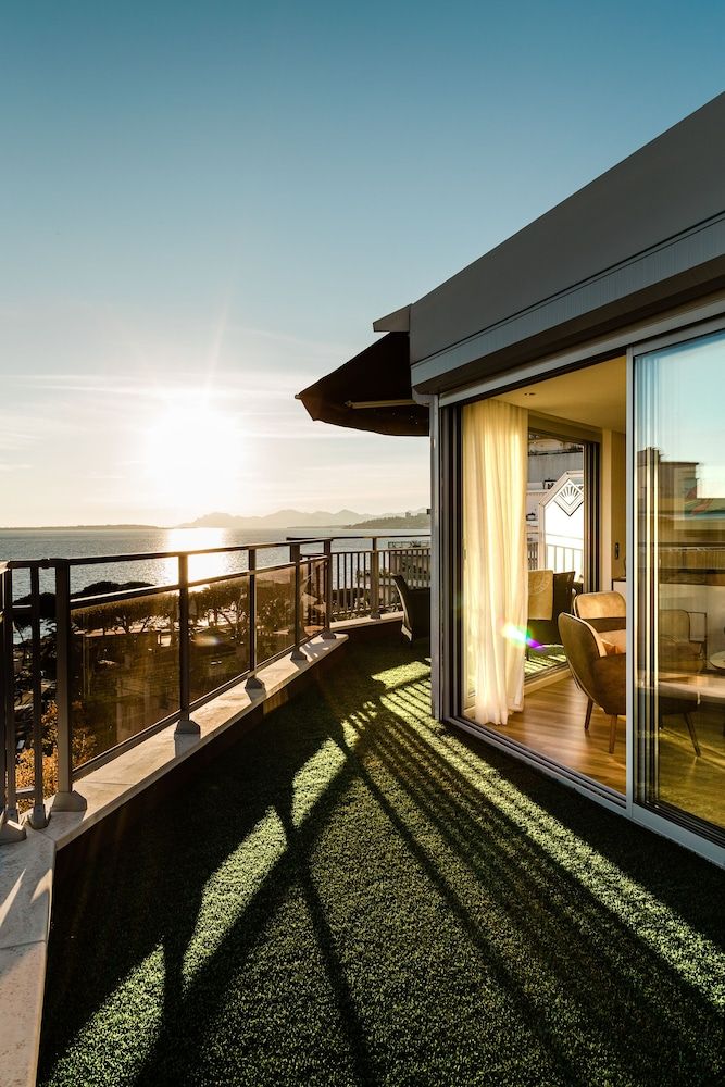 undefined Hotel Helios 5
