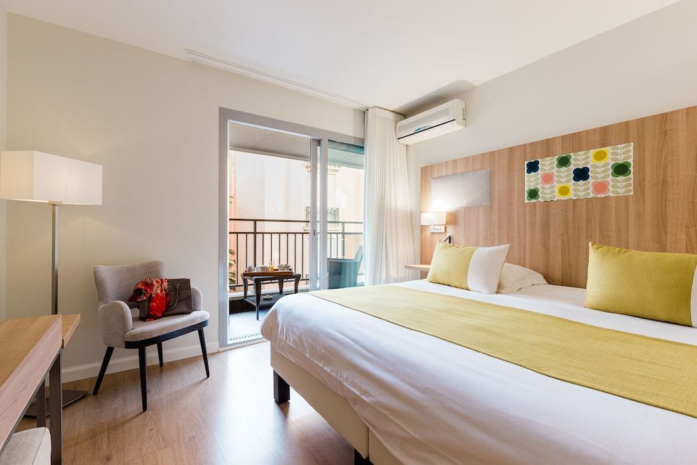 undefined Hotel Helios 3