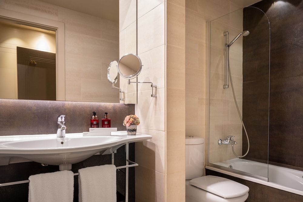 undefined Duquesa de Cardona Hotel 4 Sup by Duquessa Hotel Collection 10