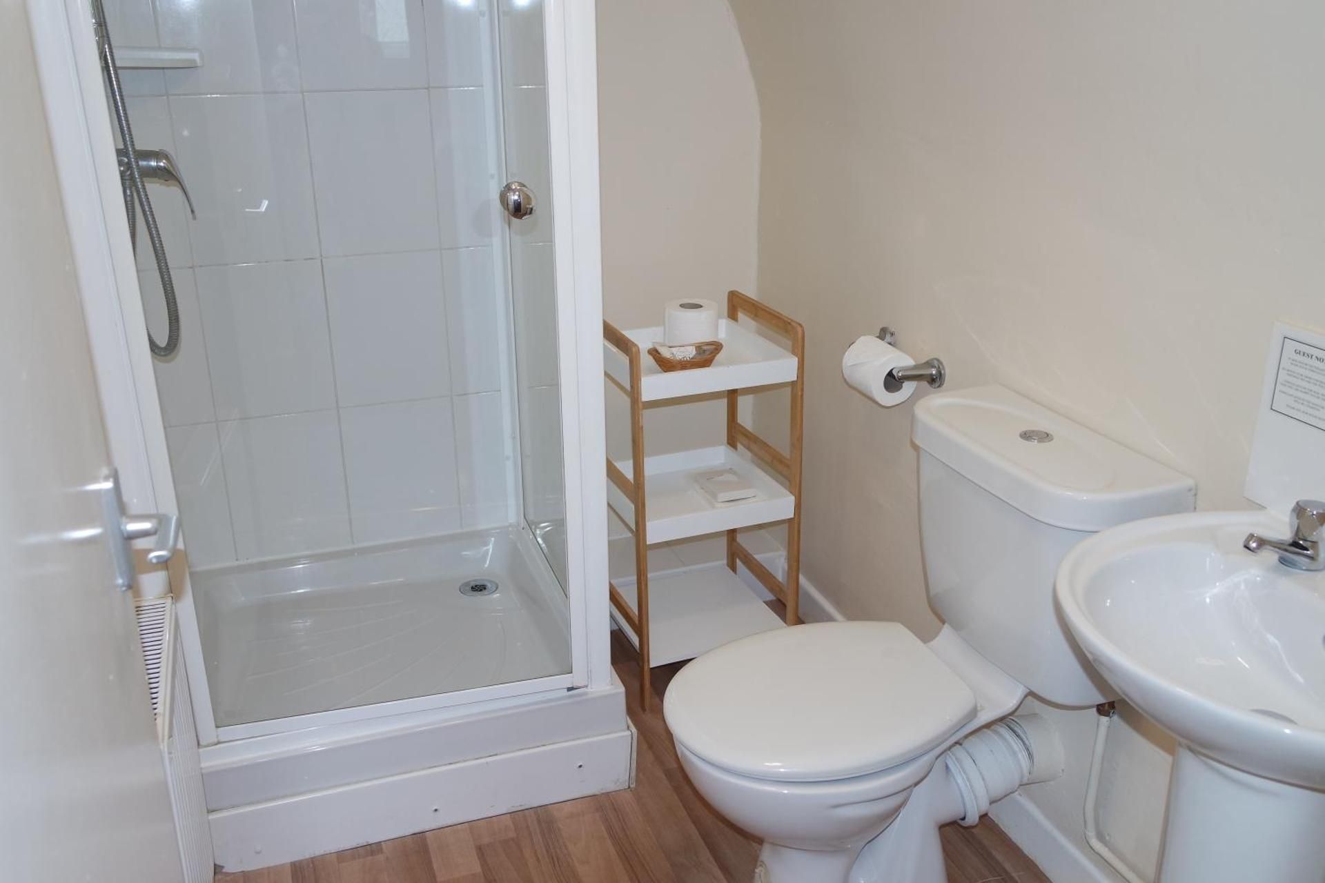 Quadruple Room with Shower