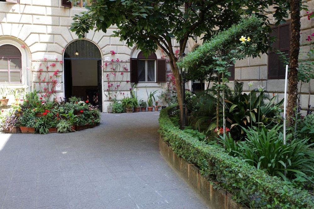 undefined Elegance 3