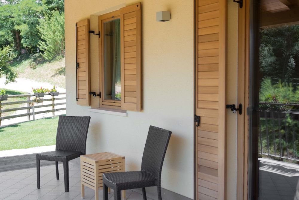 Agritur Casteller Standard Double Room, Vineyard View 3