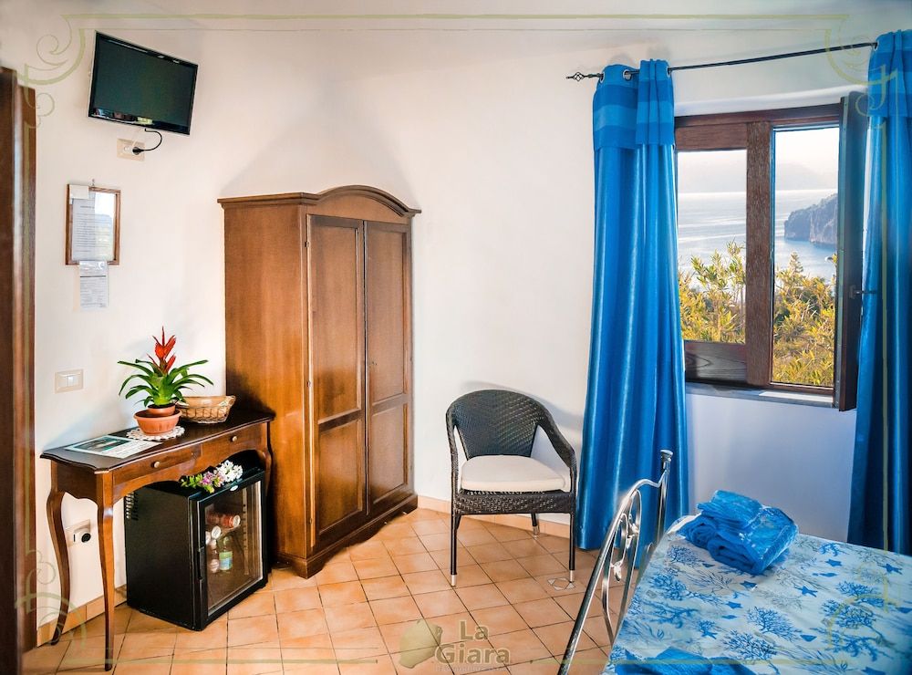 B&B La Giara Classic Double Room, 1 Bedroom, Sea View 16