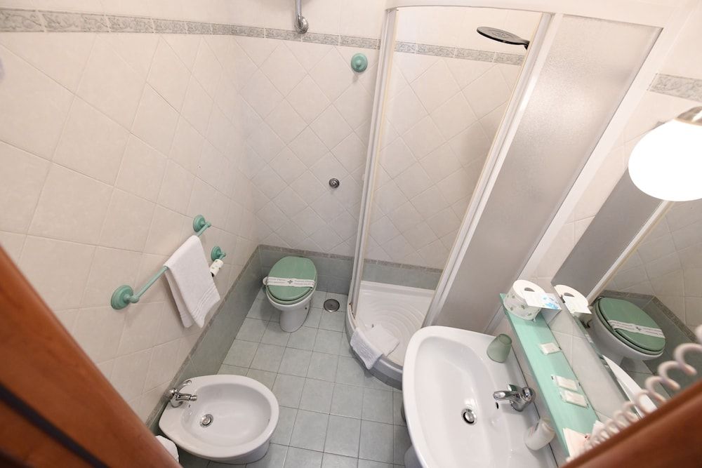 Buonanotte Roma Double Room (Verde) 7