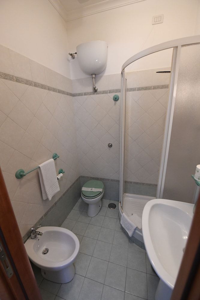 Buonanotte Roma Double Room (Verde) 10