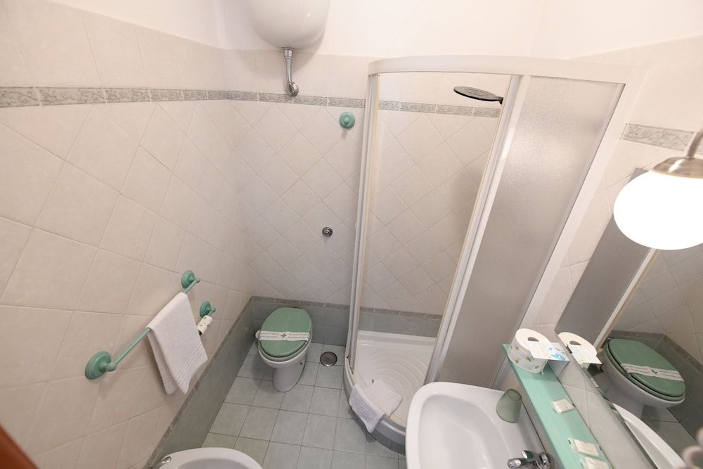 Buonanotte Roma Double Room (Verde) 8