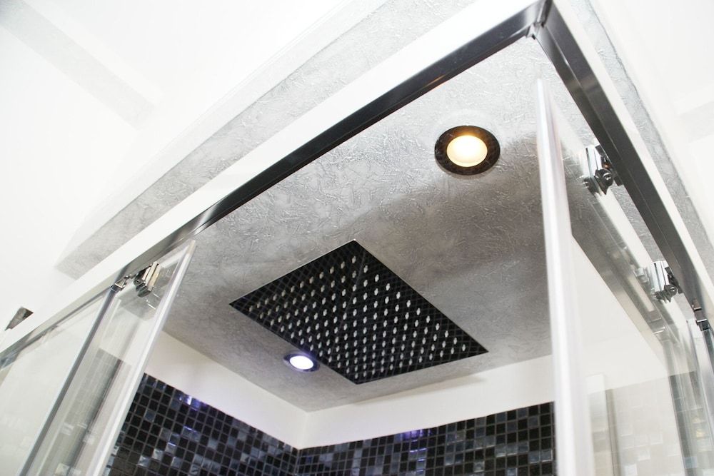 Landlord in Trastevere Superior Double or Twin Room 6