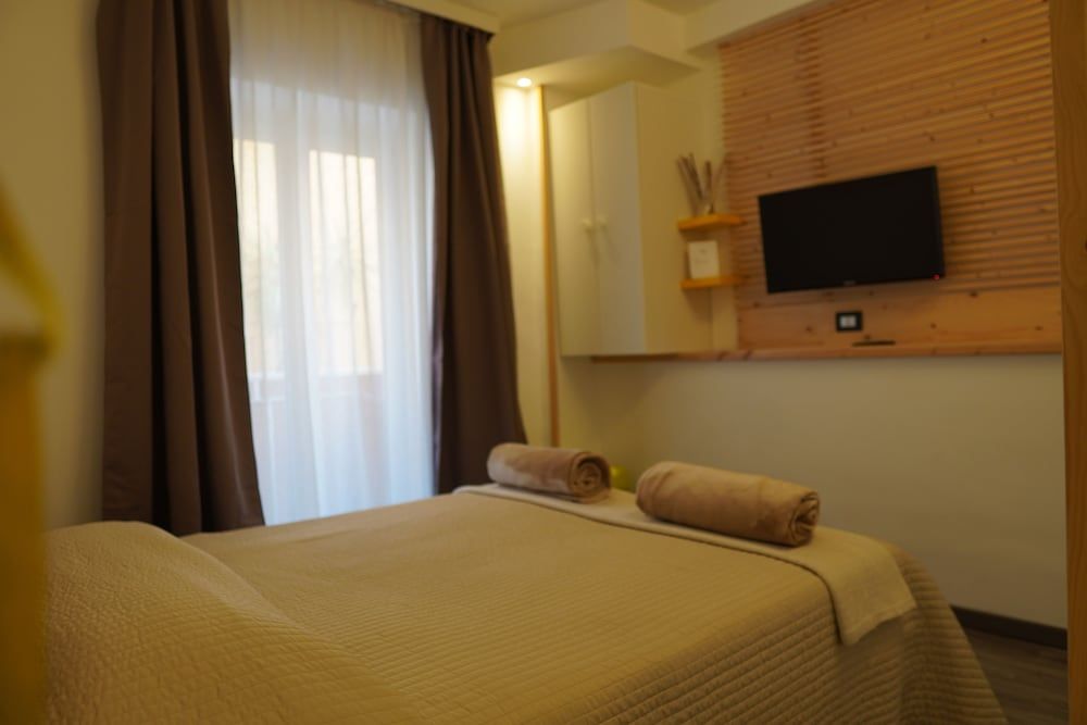 NicaDomus B&B Standard Double or Twin Room, 1 Bedroom, Balcony, City View 3