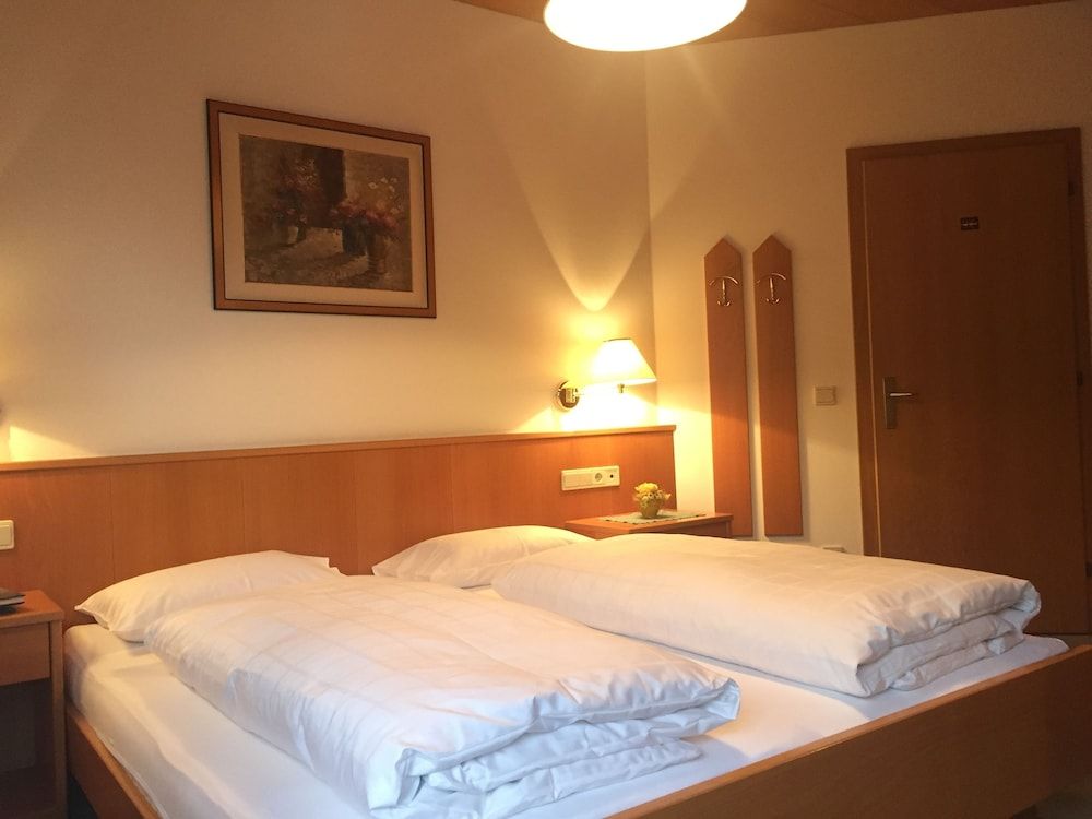 Economy Double Room, 1 Bedroom, Balcony (Old Building)