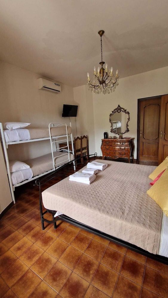 City View Pescara Junior Suite, Balcony 4