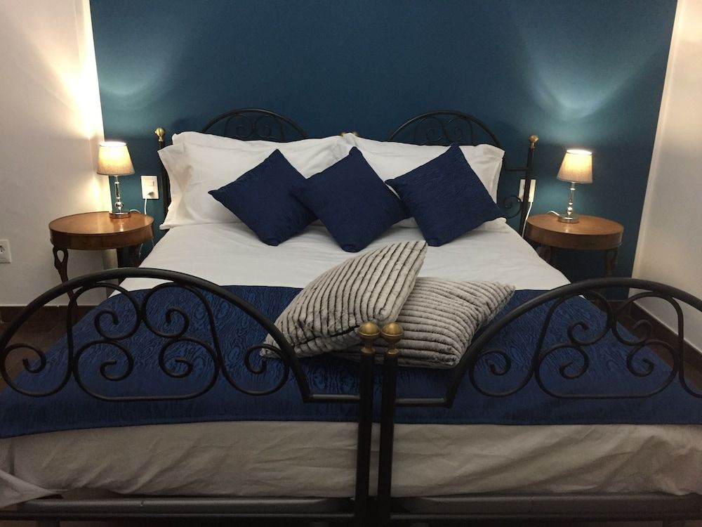 City View Pescara Family Room, Private Bathroom 4