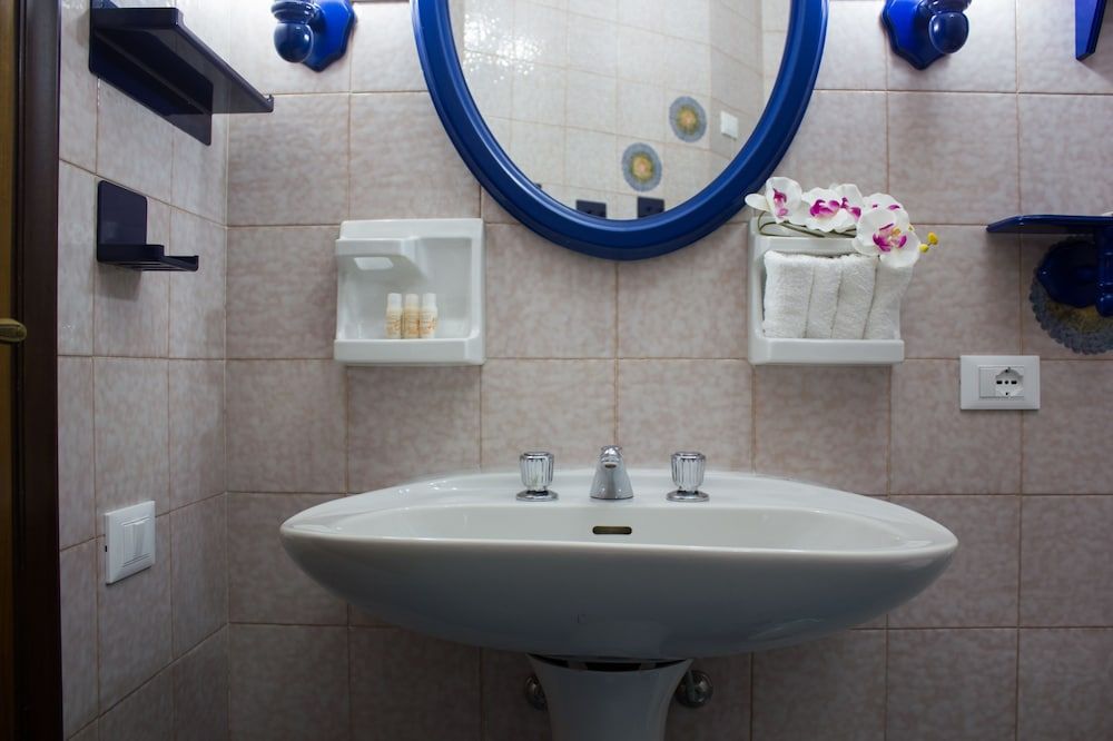 City View Pescara Standard Double Room 7