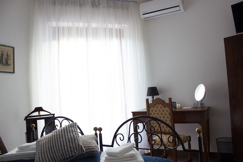 City View Pescara Family Room, Private Bathroom 14