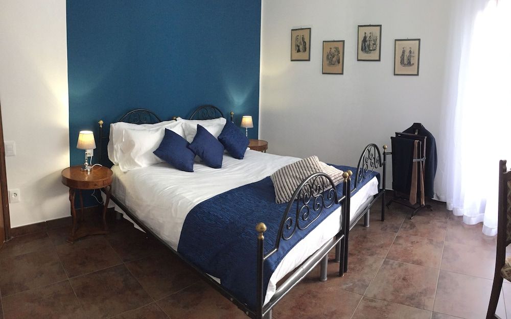 City View Pescara Family Room, Private Bathroom 7