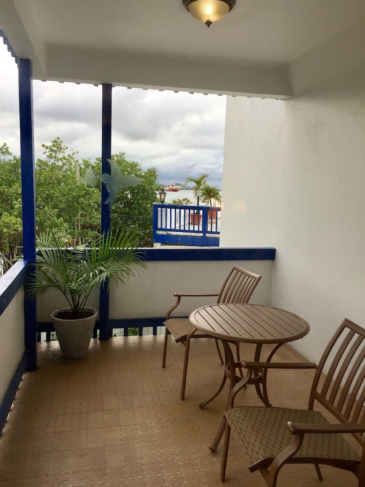 Holger Danske Hotel Standard Single Room, 1 King Bed 3