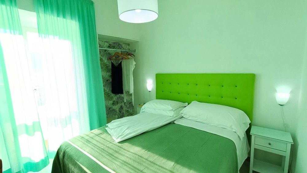 Hotel Casa Nicola Standard Double or Twin Room, Ensuite (Standard) 2