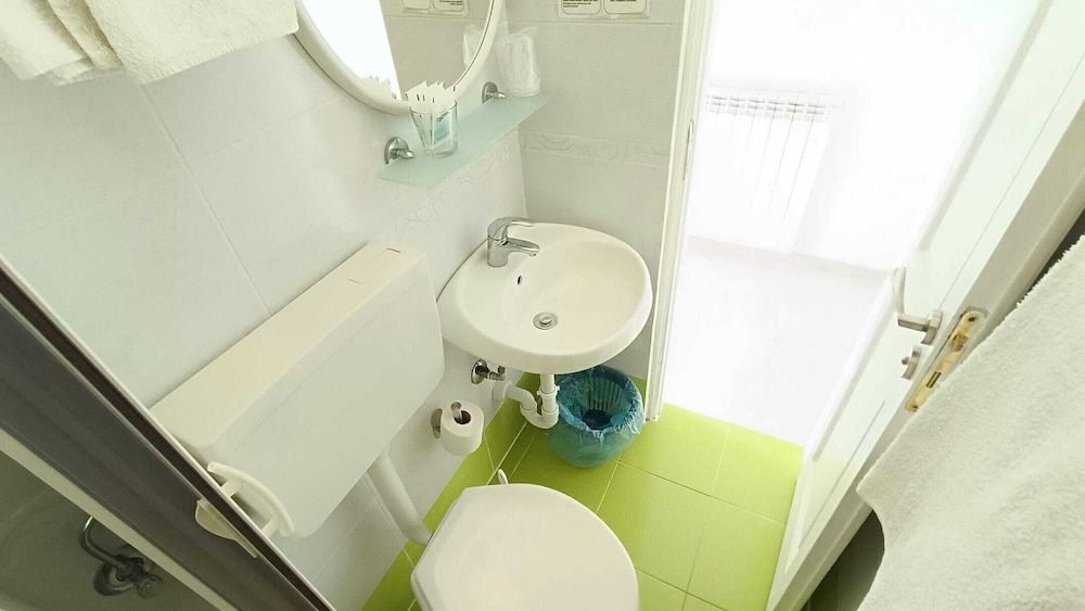 Hotel Casa Nicola Economy Double or Twin Room, Ensuite (Doppia economy) 9