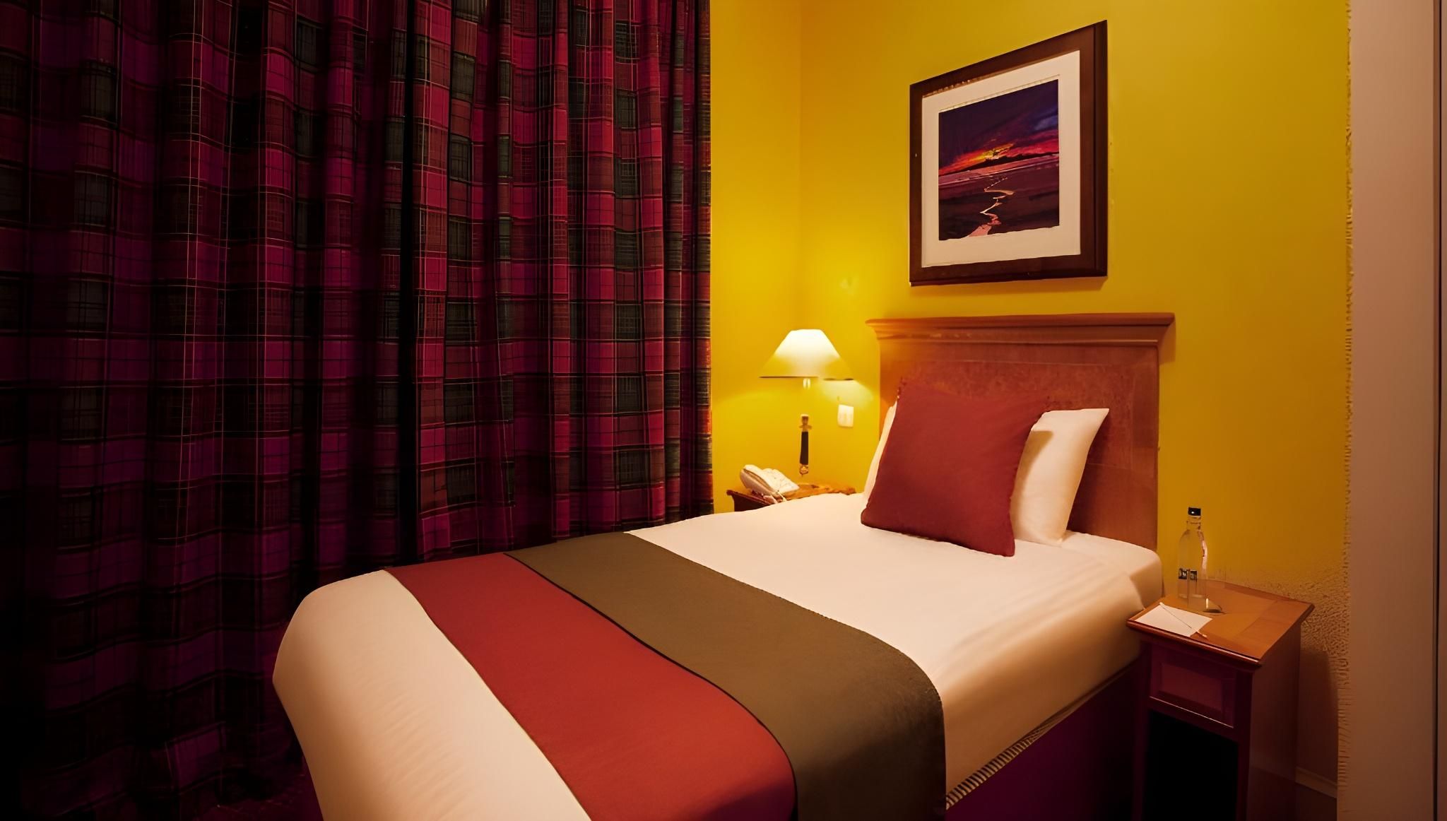 undefined The Royal Highland Hotel 9