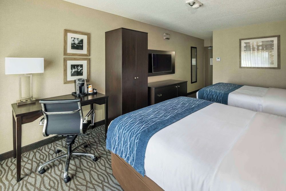 Comfort Inn Montréal Aéroport Room, 2 Queen Beds, Non Smoking, Ground Floor 2