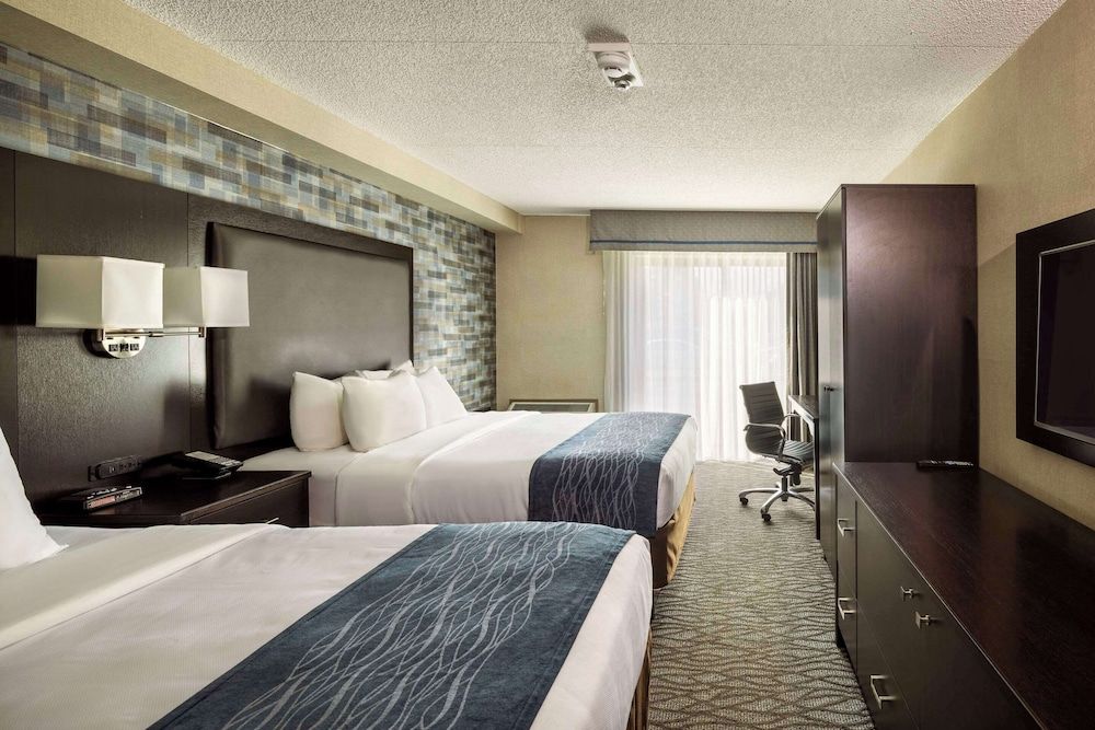 Comfort Inn Montréal Aéroport Room, 2 Queen Beds, Non Smoking, Ground Floor 3