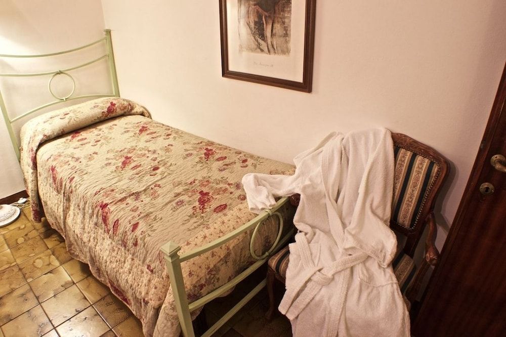 Podere dell'Anselmo Apartment, 2 Bedrooms (Virginia) 2