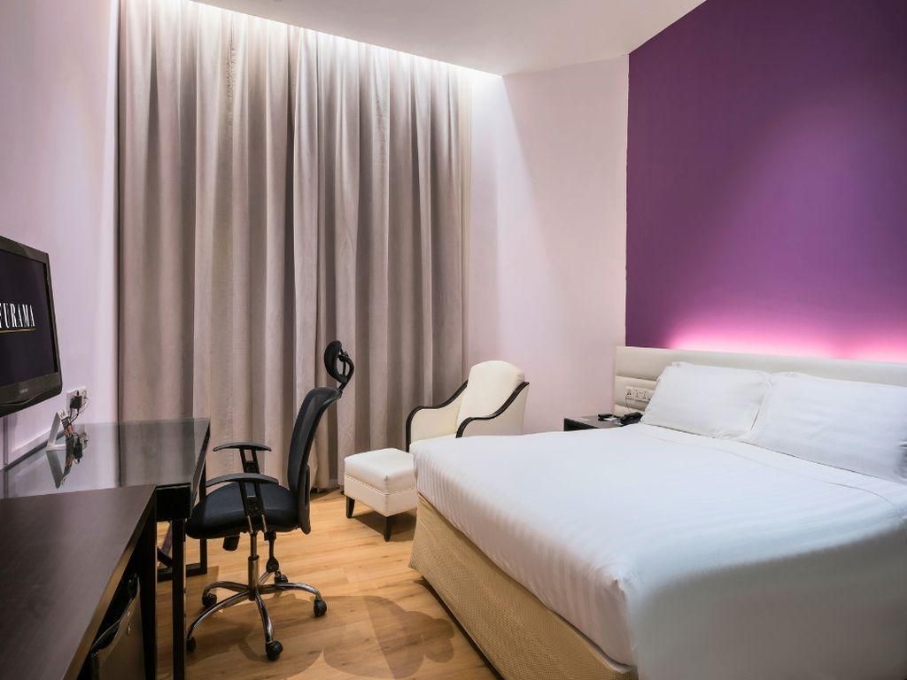 Furama City Centre Superior Room