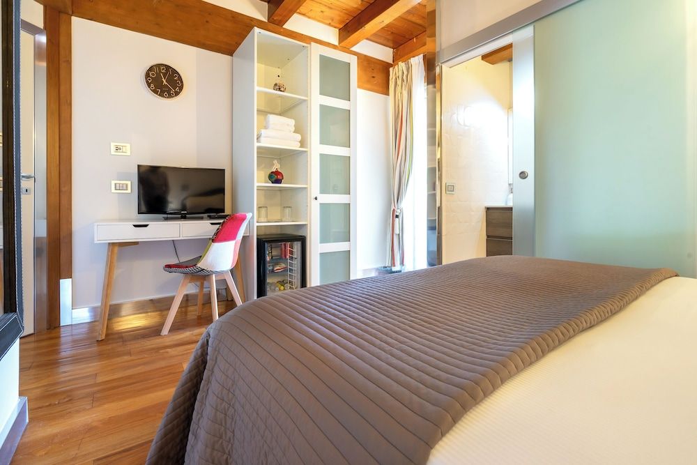 Casale delle Ronde B&B Standard Room, Private Bathroom, Garden View